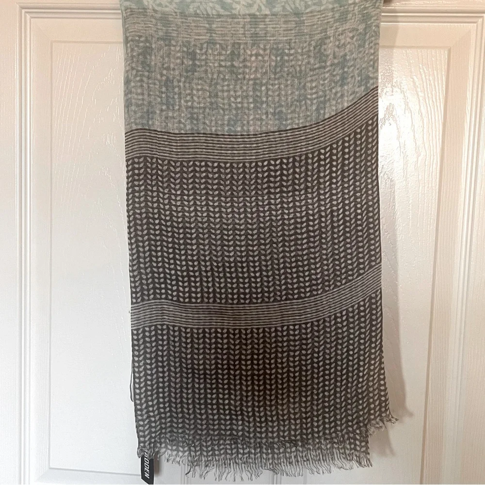 Steve Madden Scarf